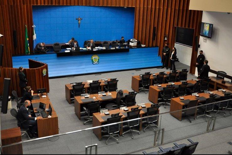 Deputados mudam regra para participar de sessões à distância sem justificativa