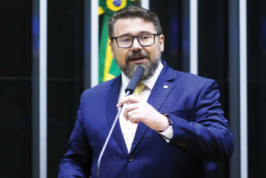 Em audiência com ministro dos Direitos Humanos, Marcos Pollon diz que “STF tem vilipendiado princípios”