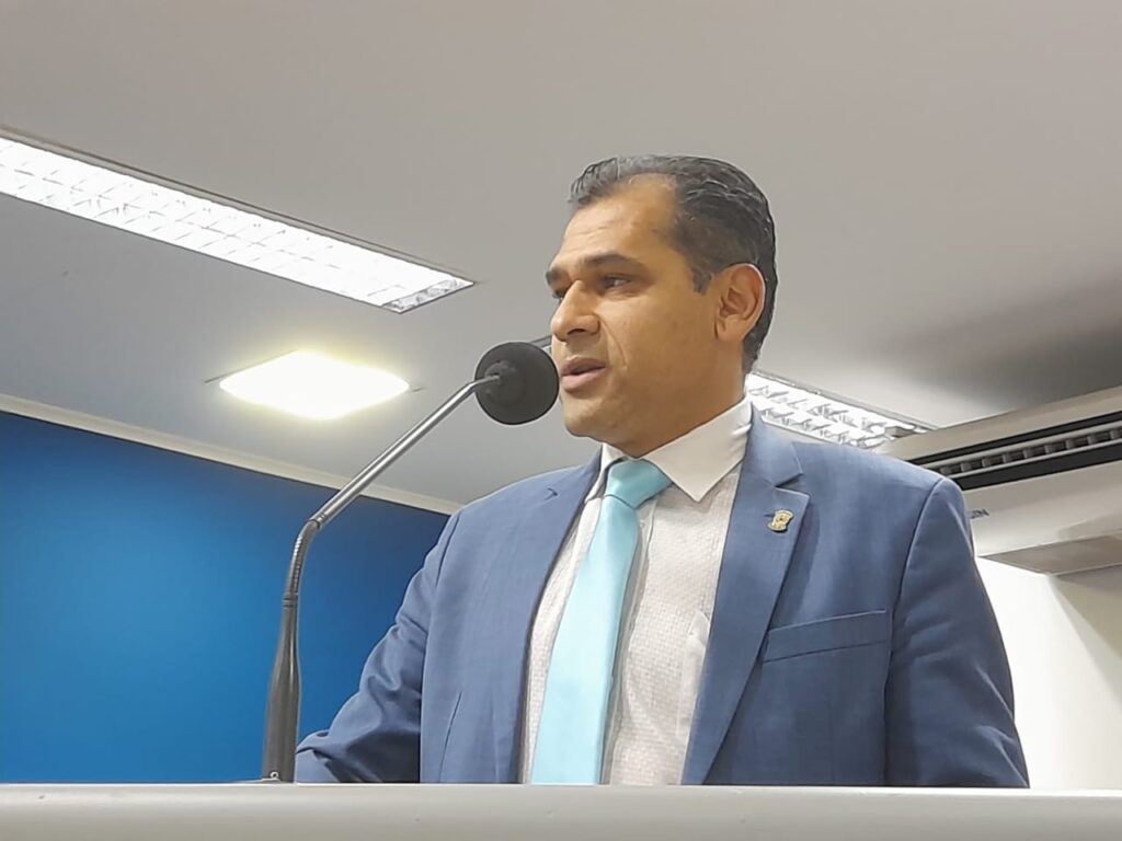 Betinho encaminha projeto de pedagoga para fortalecer combate ao abuso de crianças