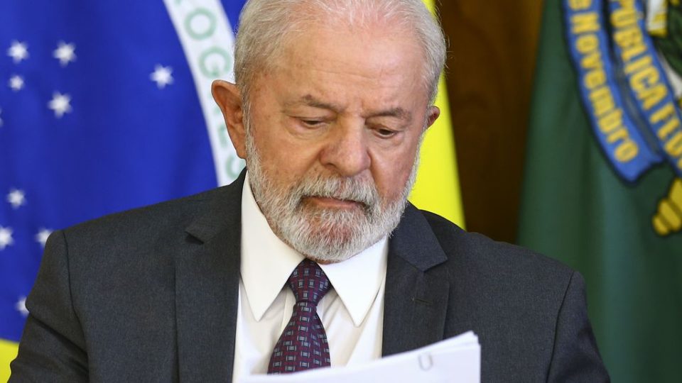 Derrota para Lula: Câmara derruba decretos sobre o Marco do Saneamento