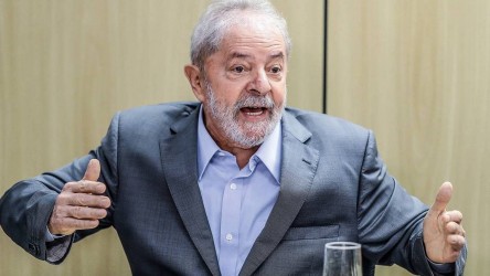 Deputados protocolam pedido de impeachment de Lula por 8 de janeiro