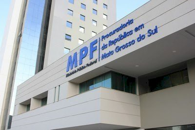 Funcionária terceirizada é flagrada pela PF com celular furtado do MPF