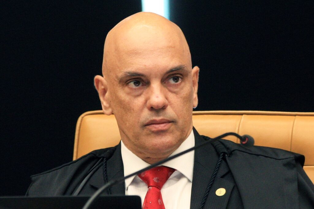 Alexandre de Moraes repudia críticas de Presidente do PT contra a Justiça Eleitoral